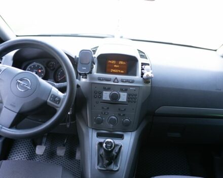 Синий Опель Зафира, объемом двигателя 1.6 л и пробегом 200 тыс. км за 5300 $, фото 5 на Automoto.ua