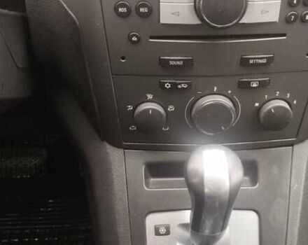 Опель Зафира 2007 в Виннице на Automoto.ua Синий Опель Зафира, объемом двигателя 2.2 л и пробегом 200 тыс. км за 6300 $, фото 12 на Automoto.ua