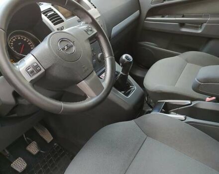 Синий Опель Зафира, объемом двигателя 1.6 л и пробегом 174 тыс. км за 5800 $, фото 12 на Automoto.ua