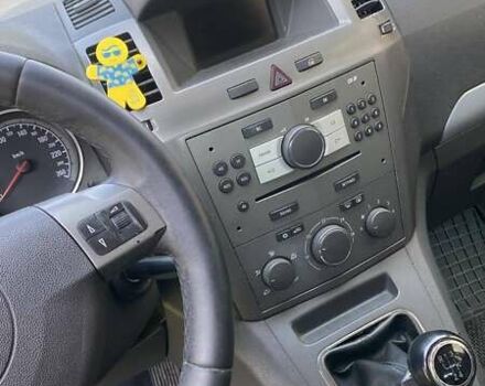 Синий Опель Зафира, объемом двигателя 1.6 л и пробегом 280 тыс. км за 5700 $, фото 6 на Automoto.ua