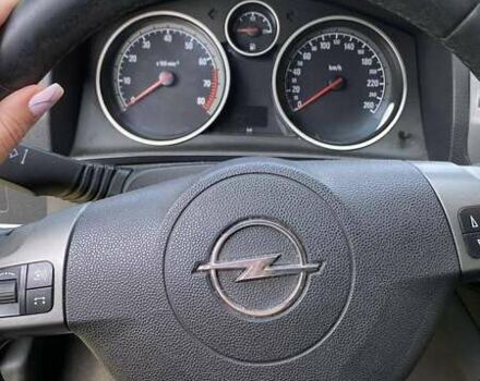 Синий Опель Зафира, объемом двигателя 1.6 л и пробегом 280 тыс. км за 5700 $, фото 5 на Automoto.ua