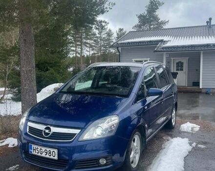 Синий Опель Зафира, объемом двигателя 1.8 л и пробегом 195 тыс. км за 4000 $, фото 3 на Automoto.ua