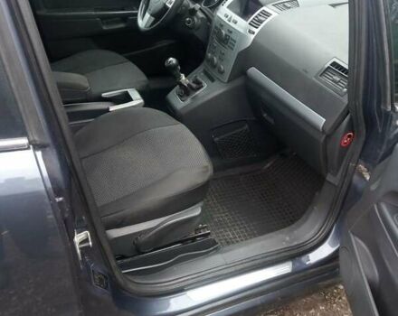 Синий Опель Зафира, объемом двигателя 1.9 л и пробегом 350 тыс. км за 4900 $, фото 8 на Automoto.ua