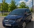 Синий Опель Зафира, объемом двигателя 1.9 л и пробегом 300 тыс. км за 5300 $, фото 1 на Automoto.ua