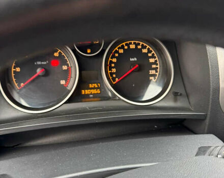 Синий Опель Зафира, объемом двигателя 1.9 л и пробегом 330 тыс. км за 5700 $, фото 10 на Automoto.ua