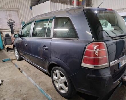 Синій Опель Зафіра, об'ємом двигуна 1.9 л та пробігом 280 тис. км за 4200 $, фото 3 на Automoto.ua