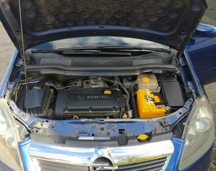 Синий Опель Зафира, объемом двигателя 1.6 л и пробегом 174 тыс. км за 5800 $, фото 2 на Automoto.ua