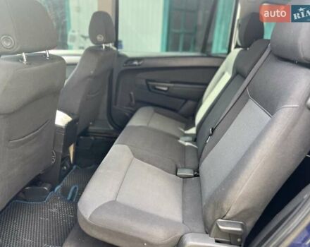 Синій Опель Зафіра, об'ємом двигуна 1.6 л та пробігом 330 тис. км за 4100 $, фото 3 на Automoto.ua