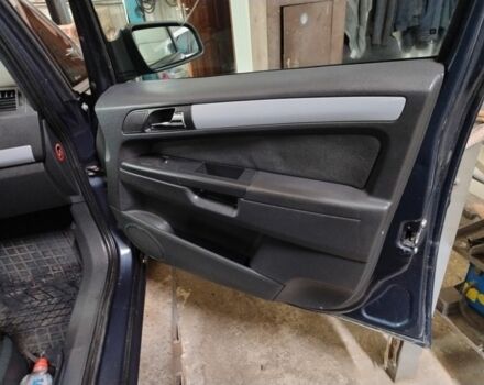 Синій Опель Зафіра, об'ємом двигуна 1.9 л та пробігом 280 тис. км за 4200 $, фото 17 на Automoto.ua