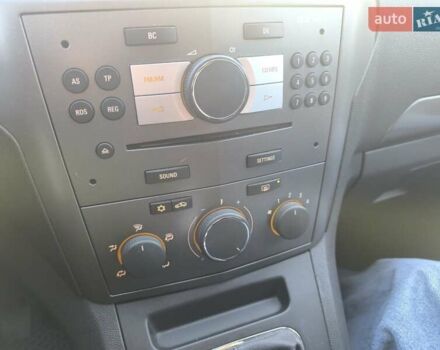 Синий Опель Зафира, объемом двигателя 1.6 л и пробегом 200 тыс. км за 4700 $, фото 22 на Automoto.ua