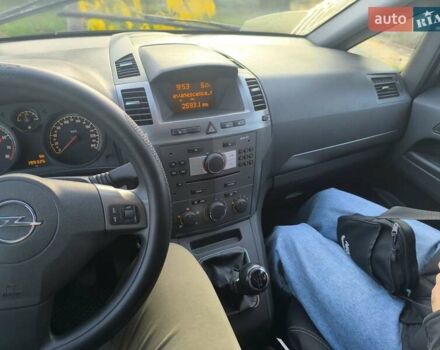 Синий Опель Зафира, объемом двигателя 1.6 л и пробегом 200 тыс. км за 4700 $, фото 26 на Automoto.ua