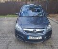 Синий Опель Зафира, объемом двигателя 1.9 л и пробегом 237 тыс. км за 5800 $, фото 1 на Automoto.ua