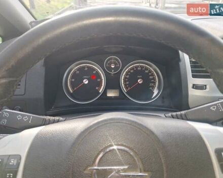 Синий Опель Зафира, объемом двигателя 1.9 л и пробегом 237 тыс. км за 5800 $, фото 18 на Automoto.ua