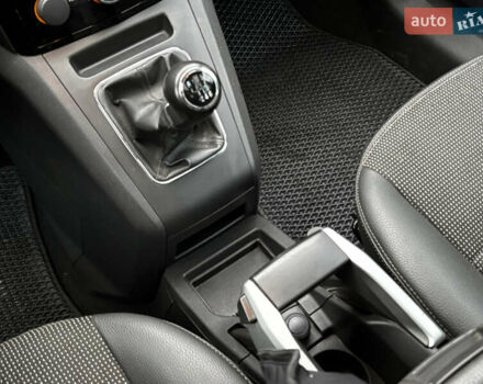 Синий Опель Зафира, объемом двигателя 1.9 л и пробегом 258 тыс. км за 5800 $, фото 43 на Automoto.ua