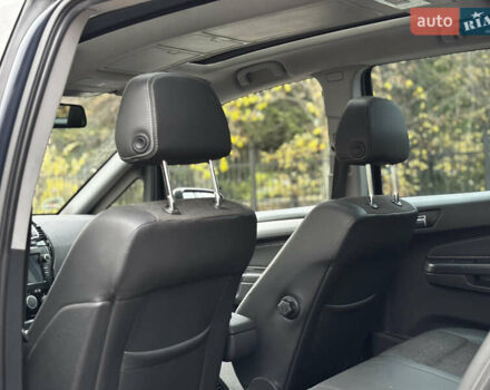 Синий Опель Зафира, объемом двигателя 1.9 л и пробегом 258 тыс. км за 5800 $, фото 20 на Automoto.ua