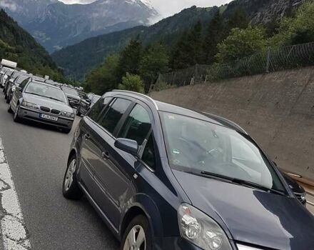 Синій Опель Зафіра, об'ємом двигуна 1.7 л та пробігом 259 тис. км за 7350 $, фото 12 на Automoto.ua