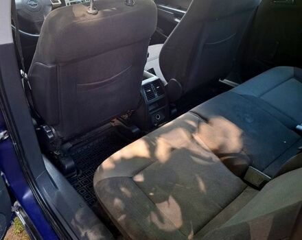 Синий Опель Зафира, объемом двигателя 1.6 л и пробегом 300 тыс. км за 4850 $, фото 2 на Automoto.ua