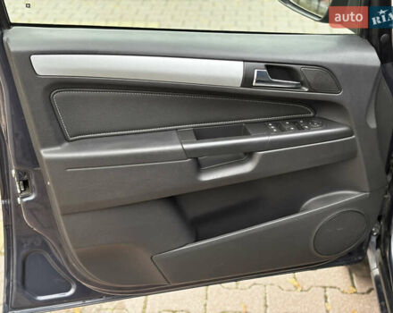 Синий Опель Зафира, объемом двигателя 1.9 л и пробегом 258 тыс. км за 5800 $, фото 17 на Automoto.ua