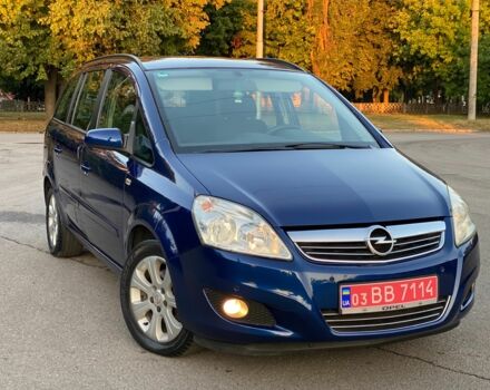 Синий Опель Зафира, объемом двигателя 0 л и пробегом 204 тыс. км за 6599 $, фото 4 на Automoto.ua