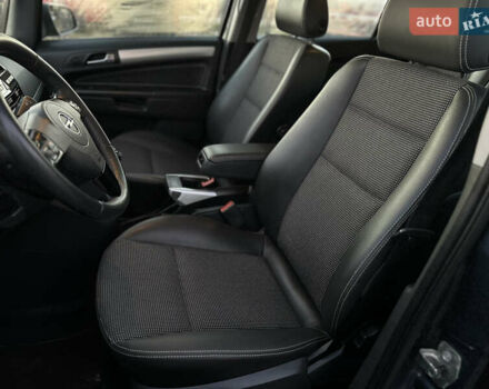 Синий Опель Зафира, объемом двигателя 1.8 л и пробегом 217 тыс. км за 7000 $, фото 24 на Automoto.ua