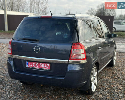 Синий Опель Зафира, объемом двигателя 1.8 л и пробегом 201 тыс. км за 6800 $, фото 14 на Automoto.ua