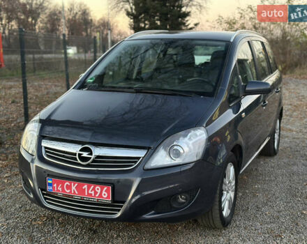 Синий Опель Зафира, объемом двигателя 1.8 л и пробегом 217 тыс. км за 7000 $, фото 5 на Automoto.ua