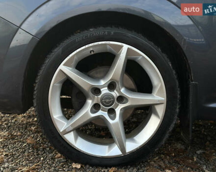 Синий Опель Зафира, объемом двигателя 1.8 л и пробегом 201 тыс. км за 6800 $, фото 51 на Automoto.ua