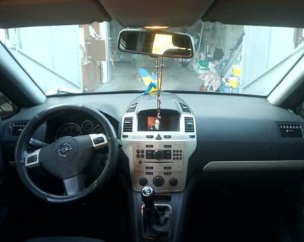 Синий Опель Зафира, объемом двигателя 1.7 л и пробегом 297 тыс. км за 6000 $, фото 10 на Automoto.ua