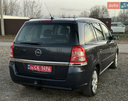 Синий Опель Зафира, объемом двигателя 1.8 л и пробегом 217 тыс. км за 7000 $, фото 14 на Automoto.ua