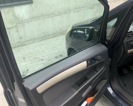 Синий Опель Зафира, объемом двигателя 1.69 л и пробегом 290 тыс. км за 5700 $, фото 10 на Automoto.ua