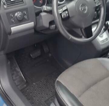 Синий Опель Зафира, объемом двигателя 1.8 л и пробегом 207 тыс. км за 6500 $, фото 14 на Automoto.ua