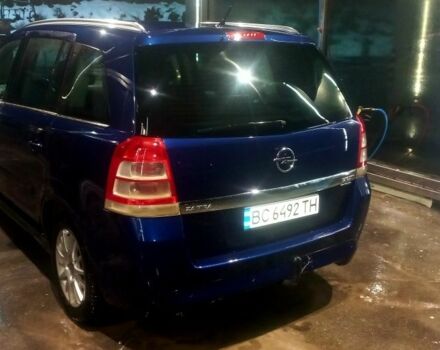 Синий Опель Зафира, объемом двигателя 1.7 л и пробегом 250 тыс. км за 5500 $, фото 2 на Automoto.ua