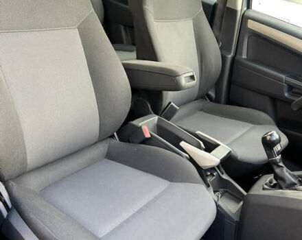 Синий Опель Зафира, объемом двигателя 1.8 л и пробегом 170 тыс. км за 6300 $, фото 32 на Automoto.ua