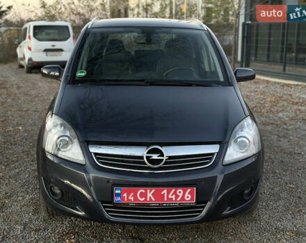 Синий Опель Зафира, объемом двигателя 1.8 л и пробегом 217 тыс. км за 7000 $, фото 4 на Automoto.ua
