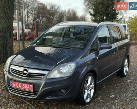 Синий Опель Зафира, объемом двигателя 1.8 л и пробегом 201 тыс. км за 6800 $, фото 7 на Automoto.ua