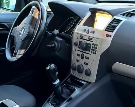 Синий Опель Зафира, объемом двигателя 1.6 л и пробегом 212 тыс. км за 5750 $, фото 6 на Automoto.ua