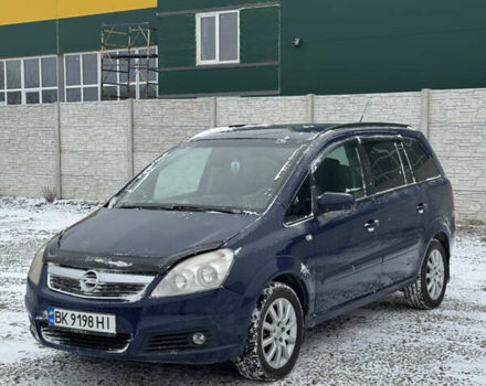 Синий Опель Зафира, объемом двигателя 1.91 л и пробегом 331 тыс. км за 4800 $, фото 2 на Automoto.ua