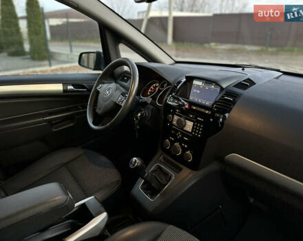 Синий Опель Зафира, объемом двигателя 1.8 л и пробегом 217 тыс. км за 7000 $, фото 38 на Automoto.ua