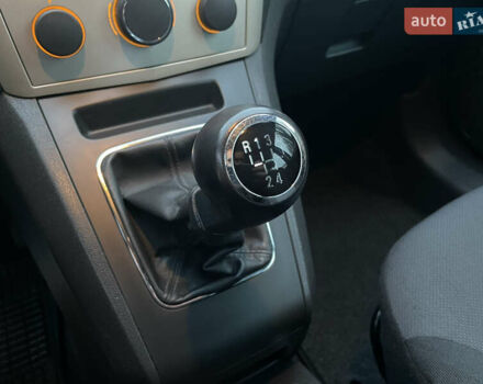 Синий Опель Зафира, объемом двигателя 1.6 л и пробегом 285 тыс. км за 6700 $, фото 37 на Automoto.ua