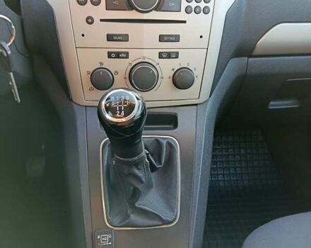 Синий Опель Зафира, объемом двигателя 1.6 л и пробегом 234 тыс. км за 5450 $, фото 28 на Automoto.ua