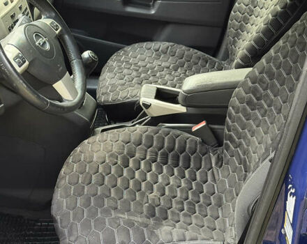 Синий Опель Зафира, объемом двигателя 1.91 л и пробегом 330 тыс. км за 5000 $, фото 10 на Automoto.ua