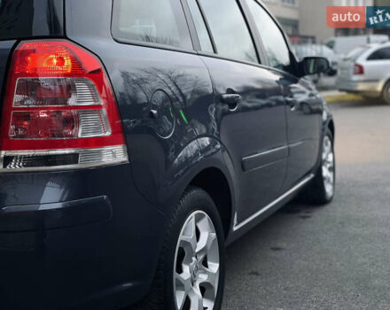 Синий Опель Зафира, объемом двигателя 1.6 л и пробегом 285 тыс. км за 6700 $, фото 20 на Automoto.ua