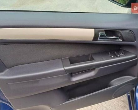 Опель Зафира 2008 в Житомире на Automoto.ua Синий Опель Зафира, объемом двигателя 1.9 л и пробегом 305 тыс. км за 6150 $, фото 11 на Automoto.ua