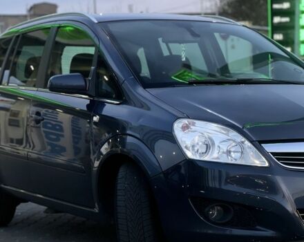 Синій Опель Зафіра, об'ємом двигуна 1.6 л та пробігом 212 тис. км за 5750 $, фото 2 на Automoto.ua