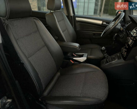 Синий Опель Зафира, объемом двигателя 1.8 л и пробегом 217 тыс. км за 7000 $, фото 40 на Automoto.ua