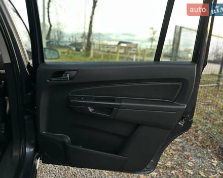 Синий Опель Зафира, объемом двигателя 1.8 л и пробегом 217 тыс. км за 7000 $, фото 34 на Automoto.ua