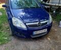 Синий Опель Зафира, объемом двигателя 1.6 л и пробегом 300 тыс. км за 4850 $, фото 7 на Automoto.ua