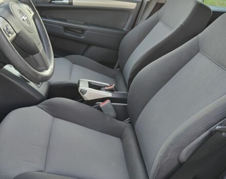 Синий Опель Зафира, объемом двигателя 1.8 л и пробегом 215 тыс. км за 5950 $, фото 5 на Automoto.ua