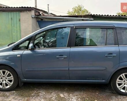 Синій Опель Зафіра, об'ємом двигуна 1.6 л та пробігом 330 тис. км за 5000 $, фото 1 на Automoto.ua