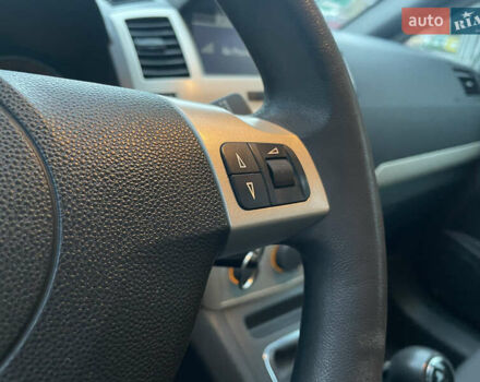 Синий Опель Зафира, объемом двигателя 1.6 л и пробегом 285 тыс. км за 6700 $, фото 38 на Automoto.ua